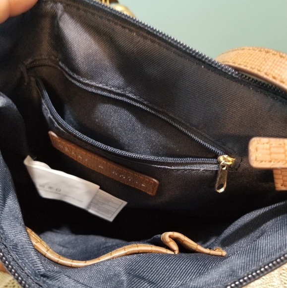 🛍Kelly & Katie crossbody purse🛍 - Picture 2 of 4